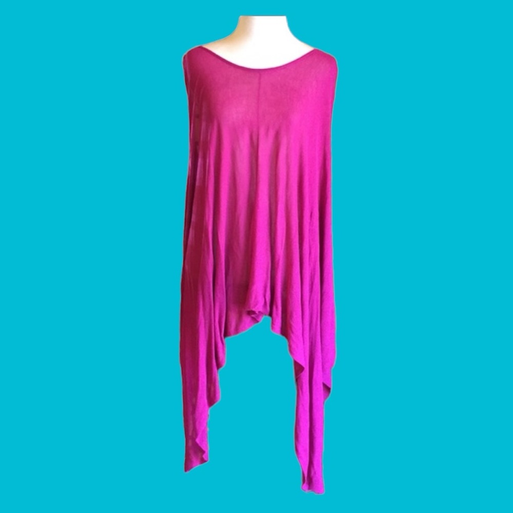 KERISMAโ FUSCHIA PINK ASYMMETRICAL SLEEVELESS BLOUSE Size Medium